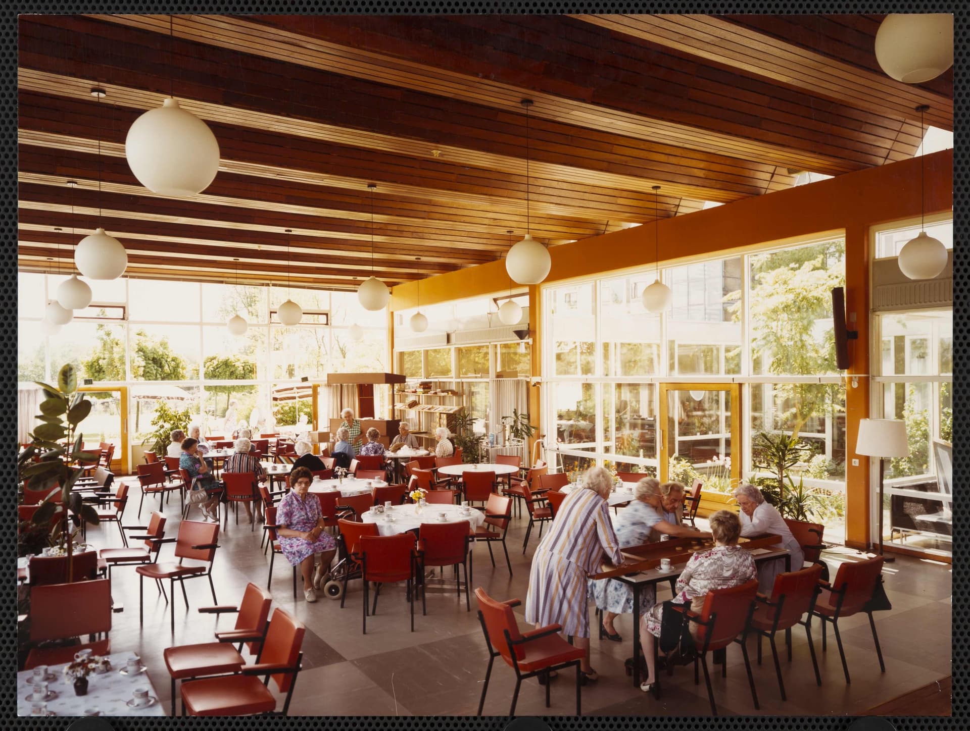  J.P. Kloos, Bejaardencentrum 'De Heemhaven', Heemstede, 1963-1968. Collection: Het Nieuwe Instituut, KLOO ph66 