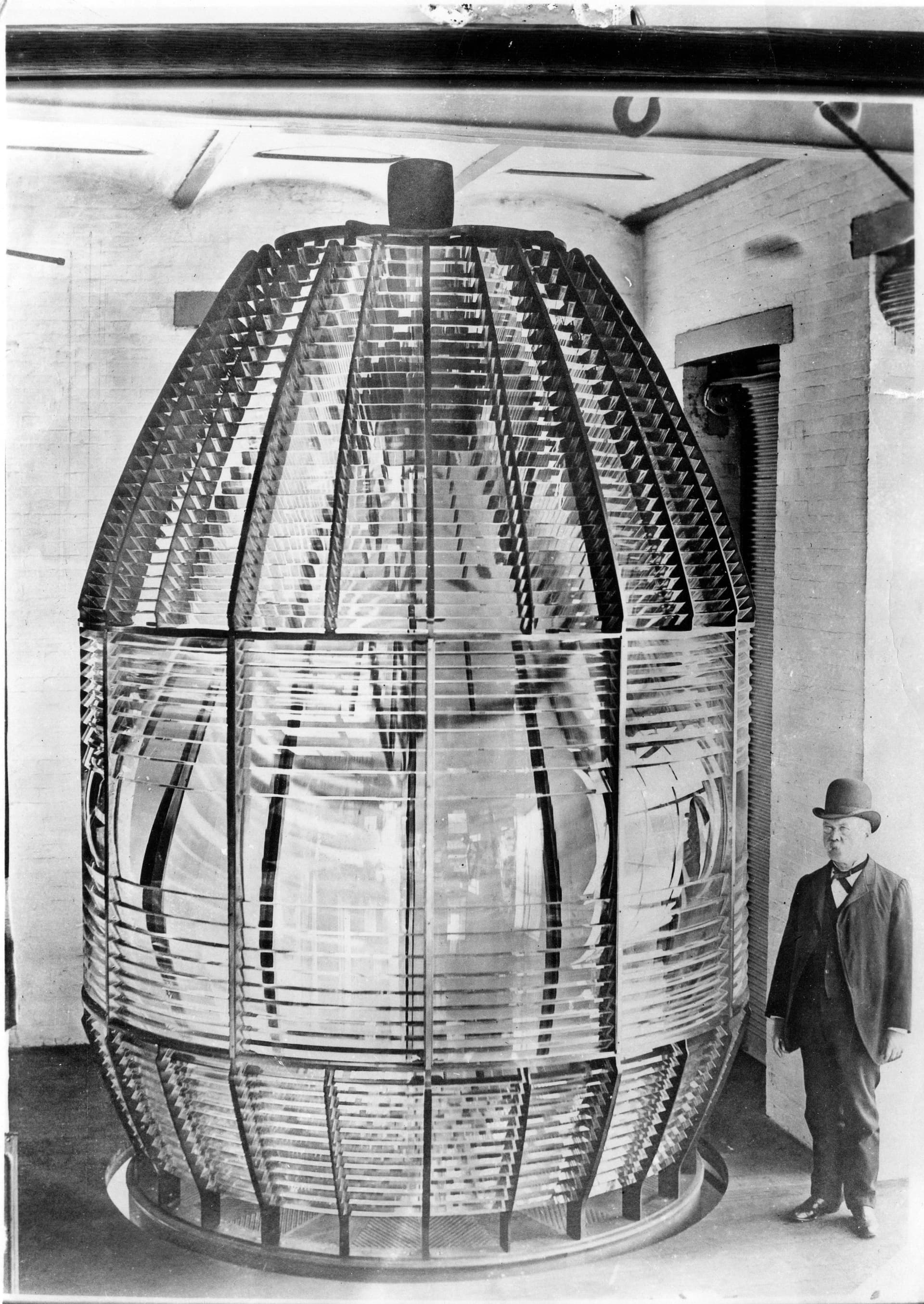 A photo of the interior of the Makapuu Point Radiobeacon Power House, ca. 1920. Collection U.S. Coast Guard Historian's Office 