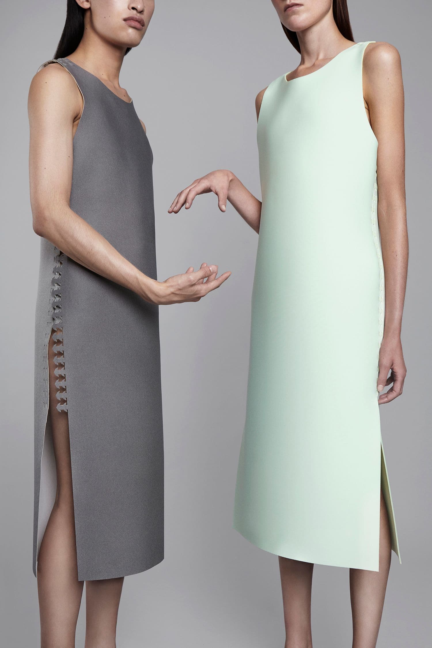 Martijn van Strien. ONE | OFF. Post-Couture by MPHVS (2015)
Photo: Olya Oleinic