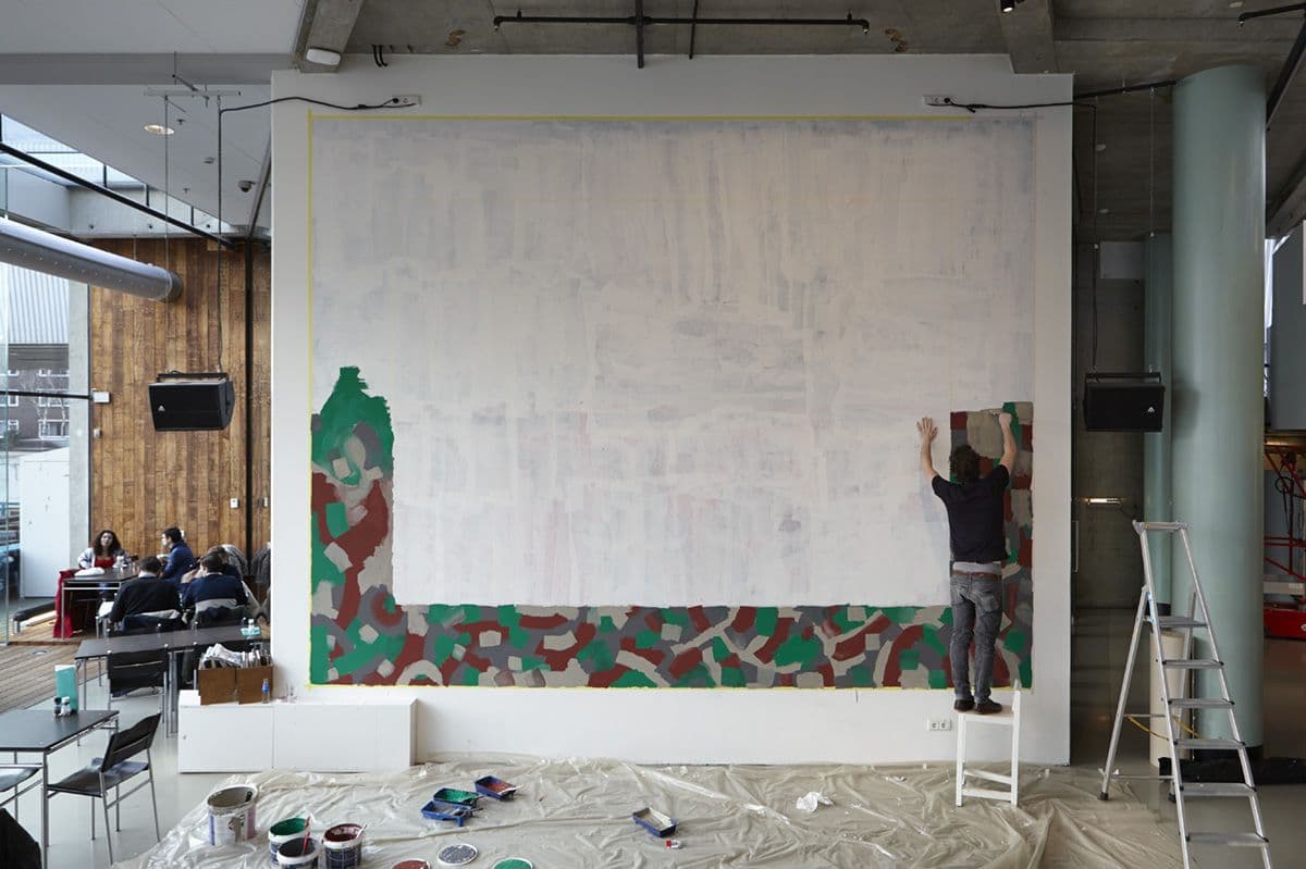  Job Wouters. Start muurschildering #3. Foto Corriette Schoenaerts 