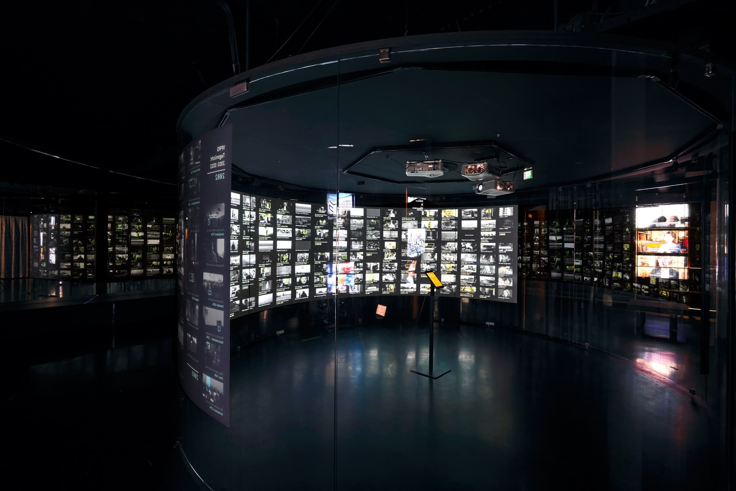 Richard Vijgen, 'The Future Through Artificial Eyes', 2021. Foto: Aad Hoogendoorn 