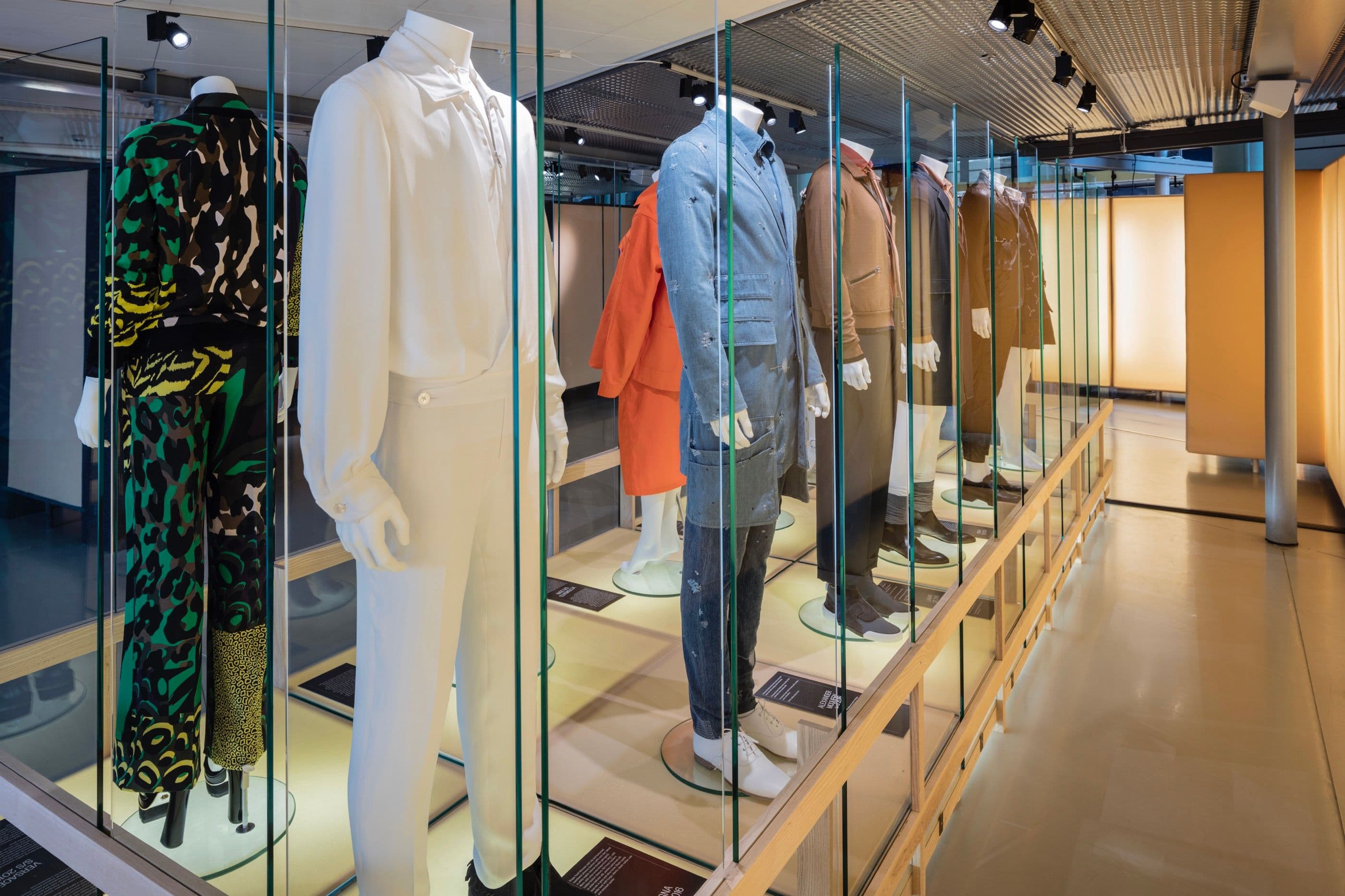 The Now S/S 2016 by Penny Martin and Jop van Bennekom. Foto Johannes Schwartz 
