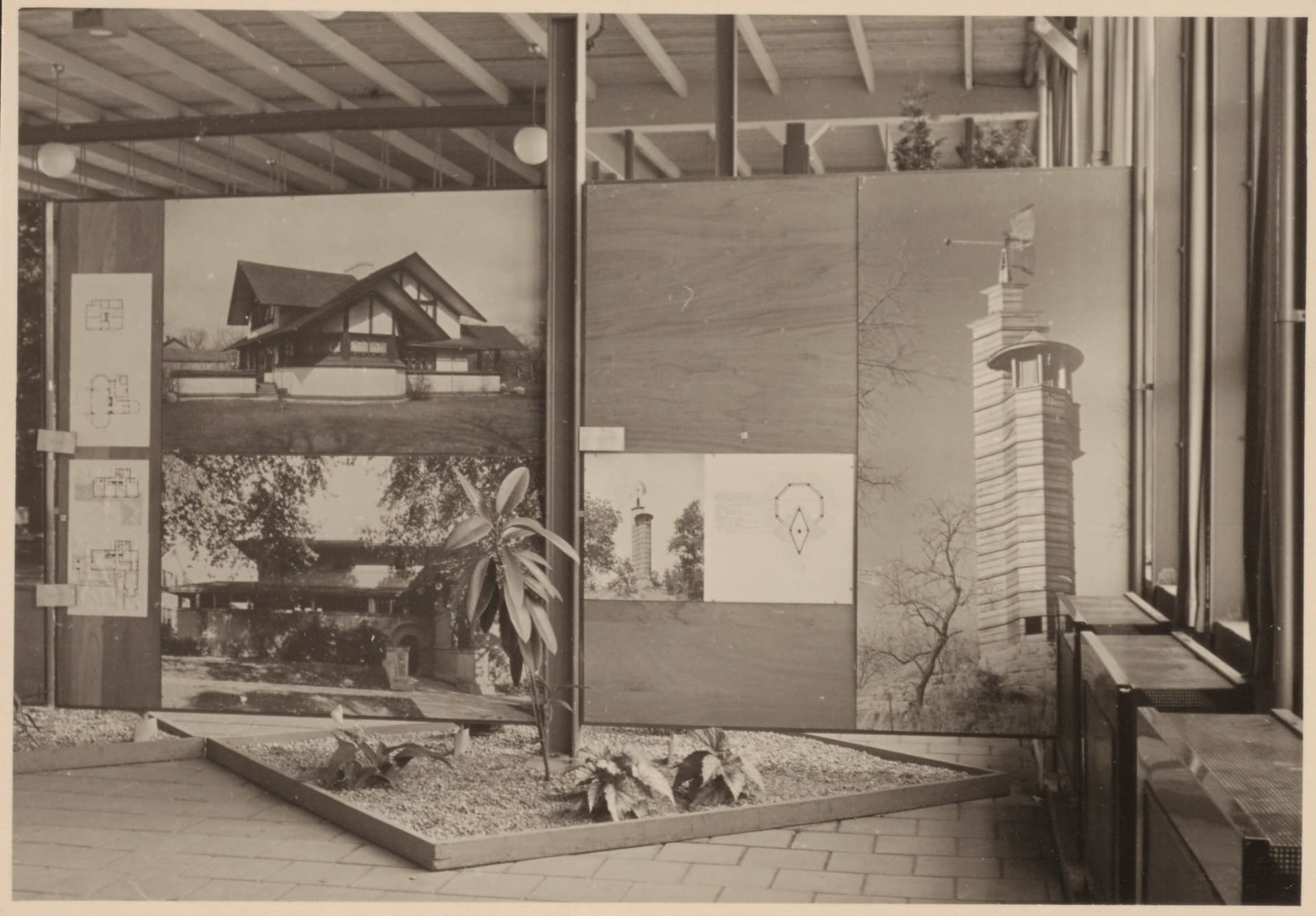  J.J.P. Oud. Frank Lloyd Wright exhibition in Rotterdam Ahoy, 1952-53. Oud initiated and supervised the exhibition. Collection Het Nieuwe Instituut, OUDJ 67. 