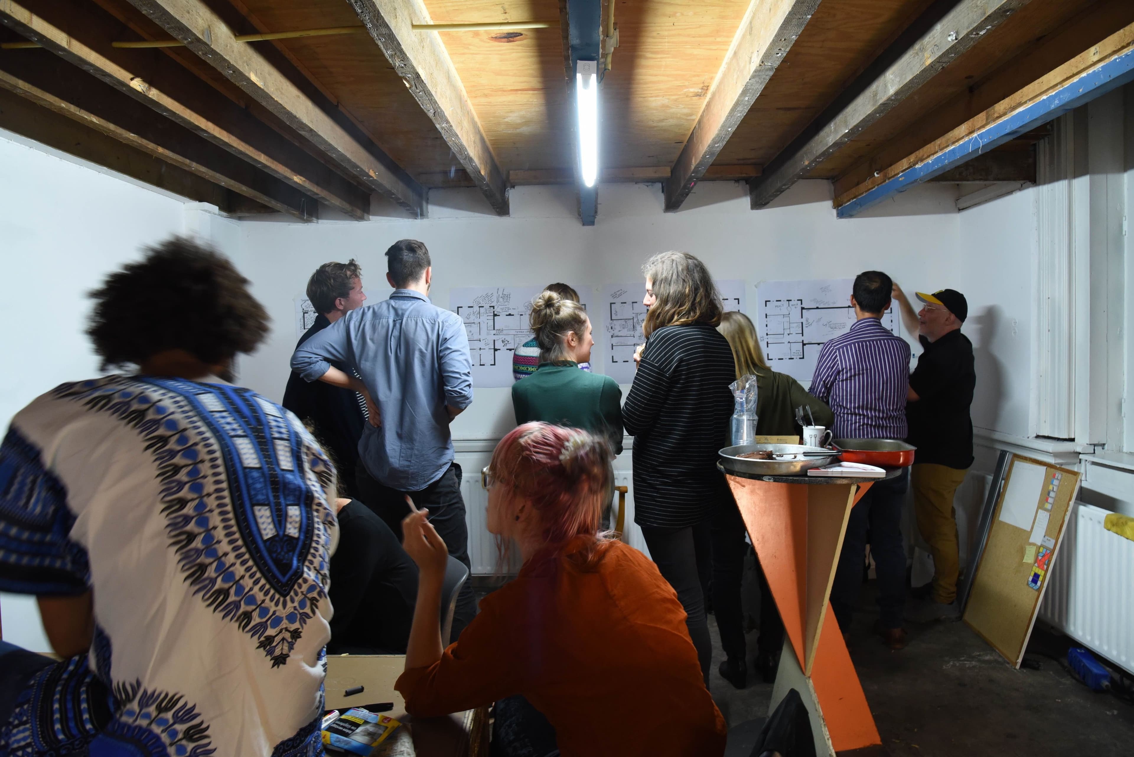  Annotation session at Poortgebouw in Rotterdam, September 2017. Photo by Marina Otero Verzier. 