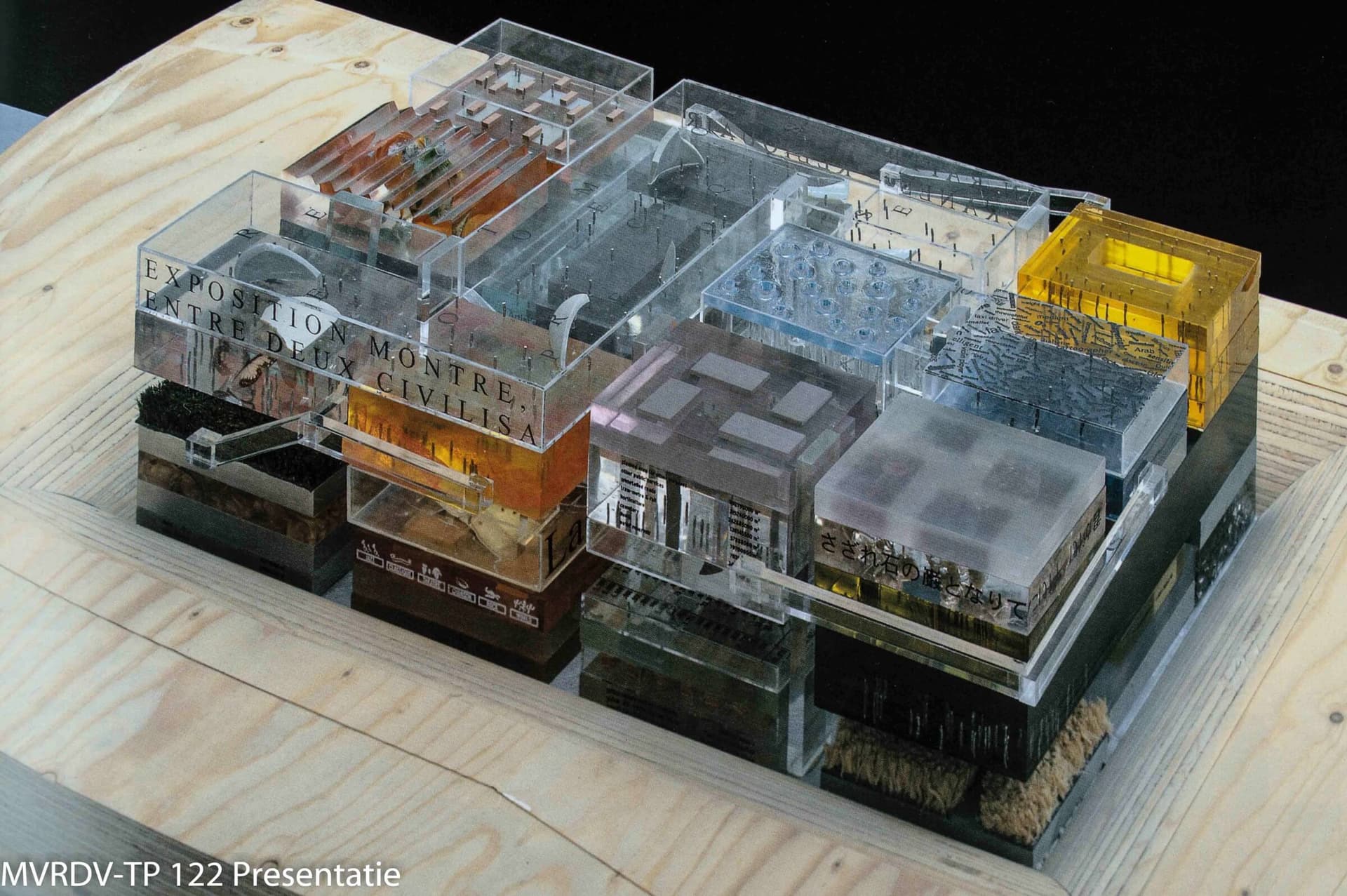 Maquetteverzameling MVRDV. Foto MVRDV. Collectie Het Nieuwe Instituut. 