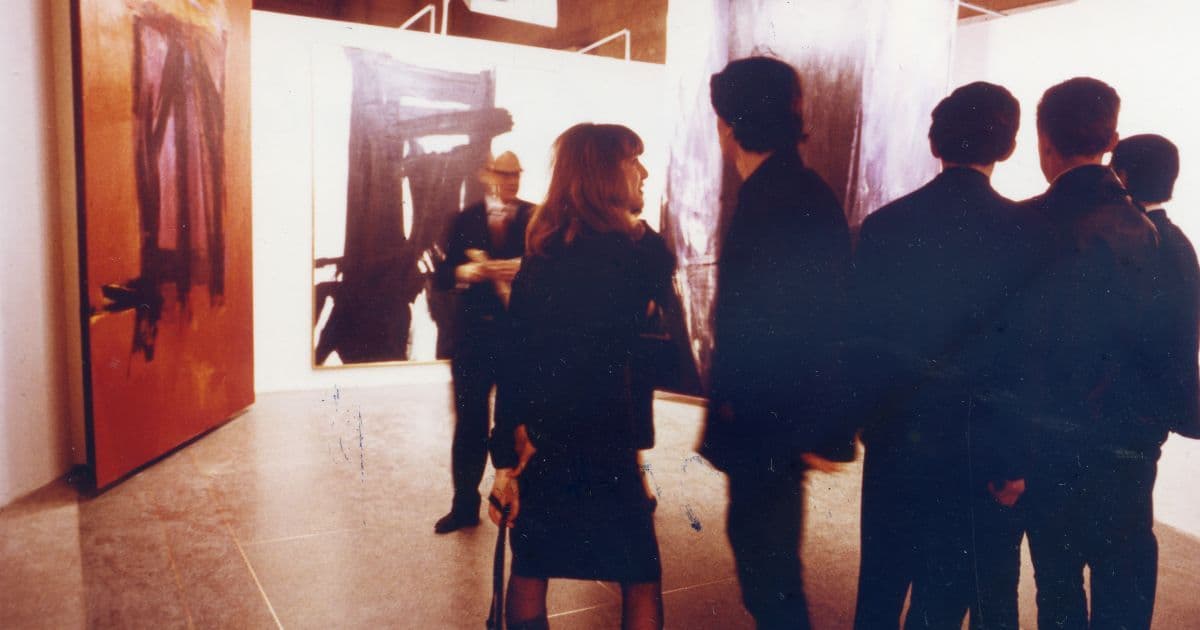 Alison and Peter Smithson. Painting & Sculpture of a Decade 54-64 exhibition, Tate Gallery, London, 1964. Art work: paintings by Franz Kline. Photo Sandra Lousada. Smithson Family Collection. 