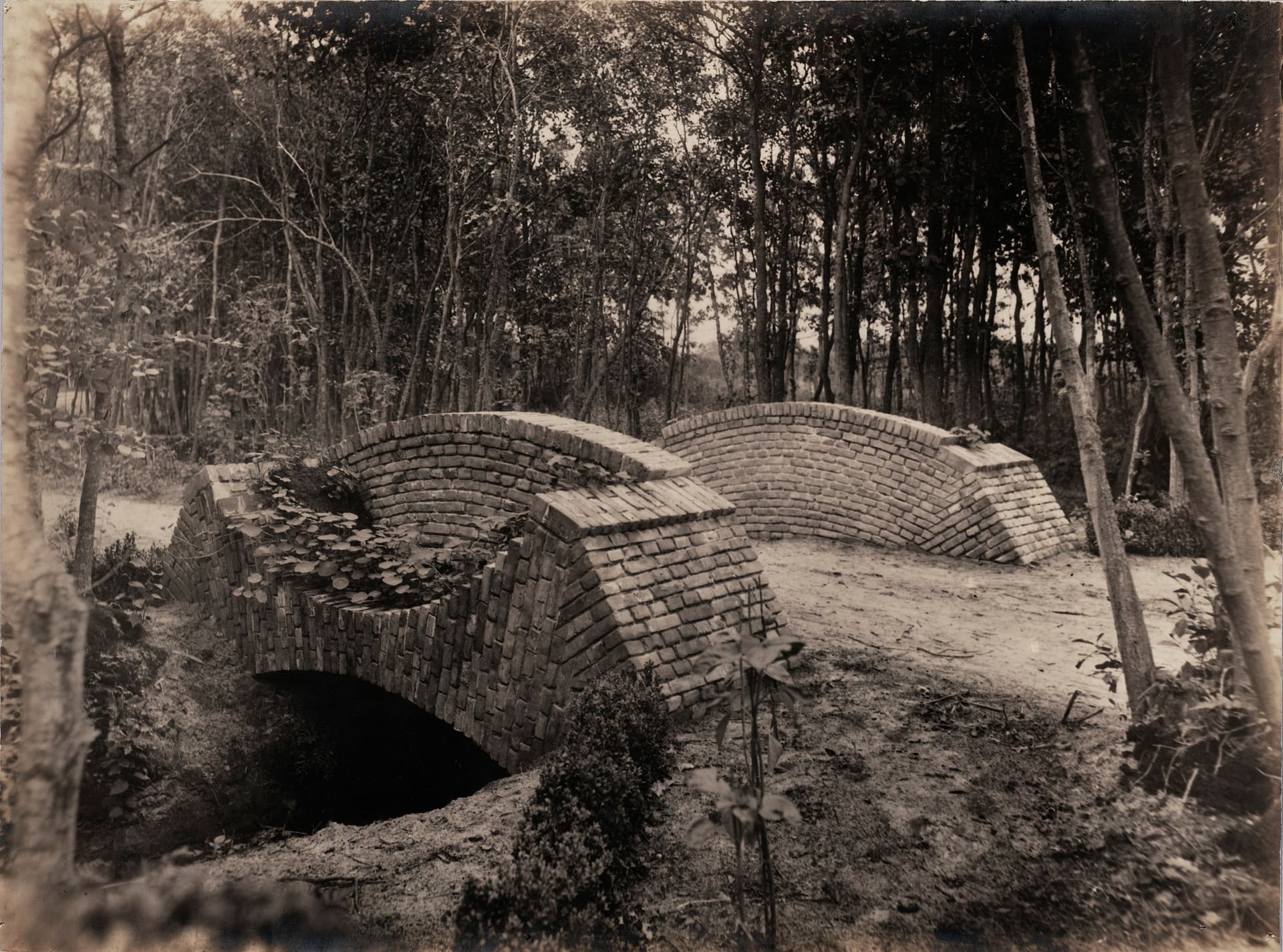 M. Staal-Kropholler. Bruggetje in Park Meerwijk in Bergen, 1917-1918 