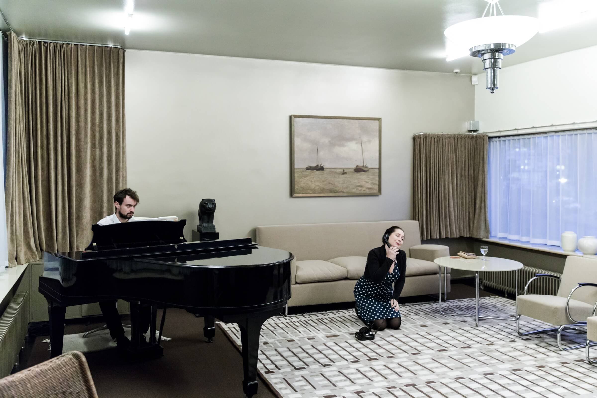 Soprano Michelle Mallinger and pianist Charlie Bo Meijering in Sonneveld House. Photo Aad Hoogendoorn