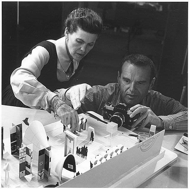 Ray and Charles Working on a Conceptual Model for the Exhibition Mathematica, 1960. Courtesy of Prelinger Archive.