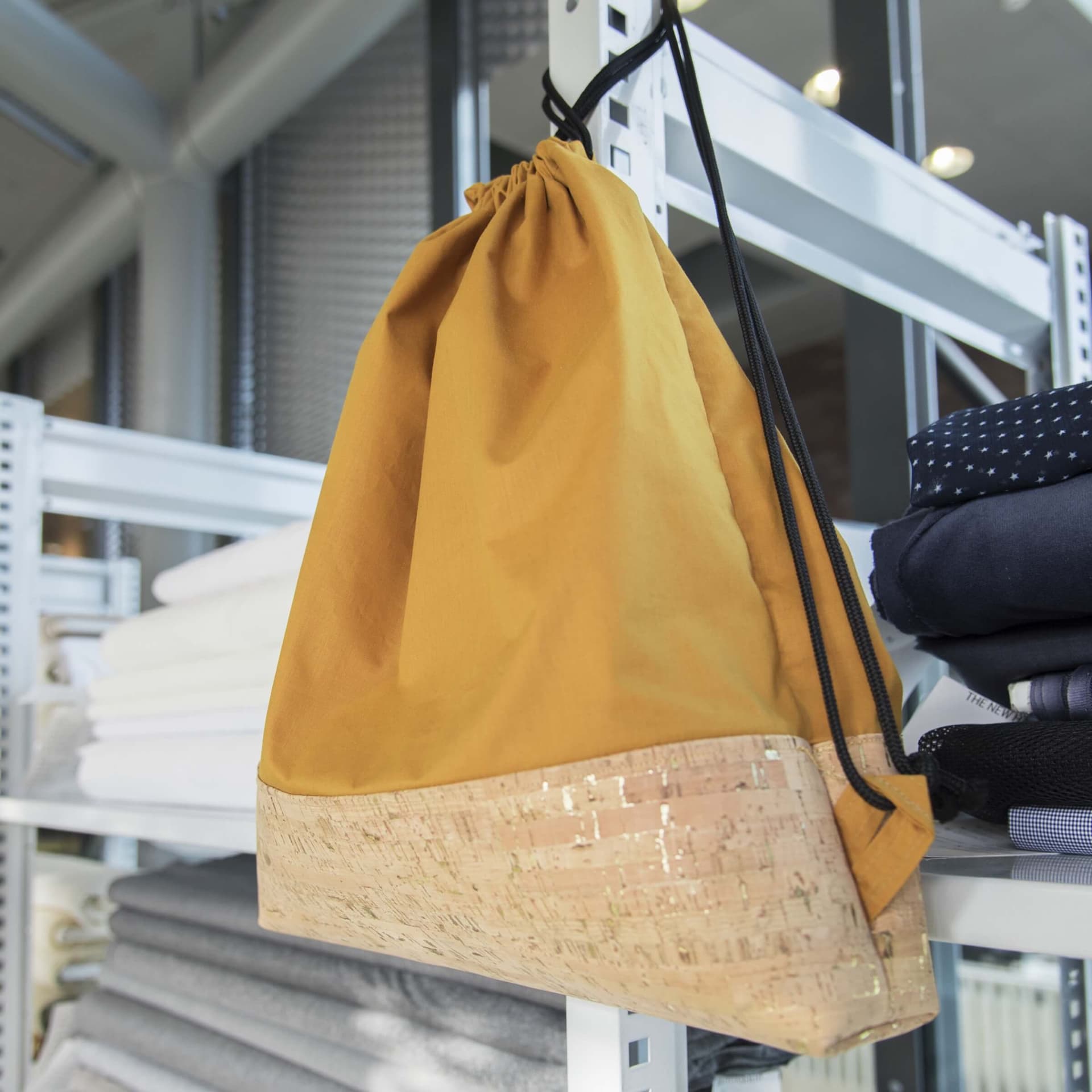 Result of the workshop Creative with cork leather. Photo Charlotte Kan 