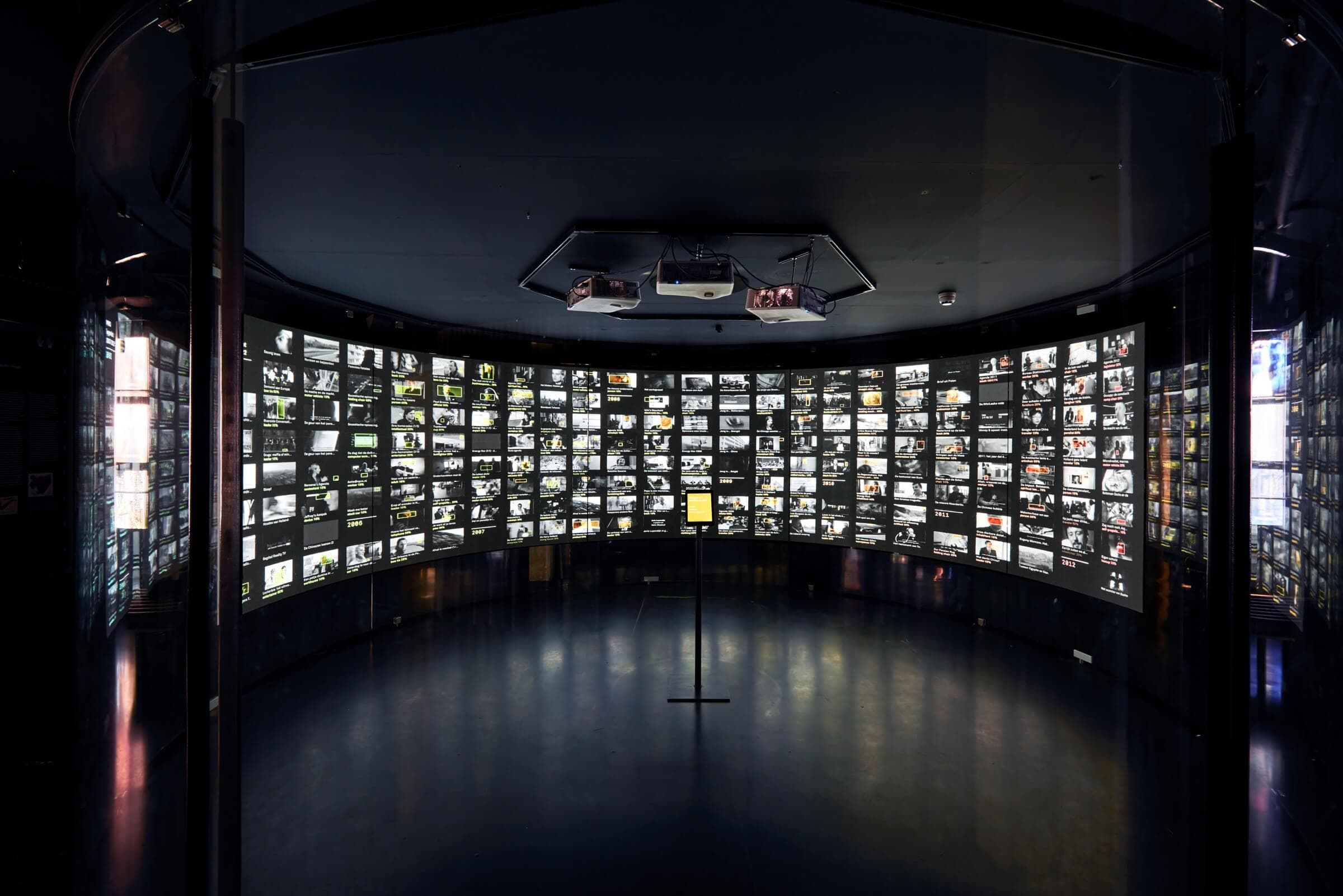 Richard Vijgen, 'The Future Through Artificial Eyes', 2021. Foto: Aad Hoogendoorn 