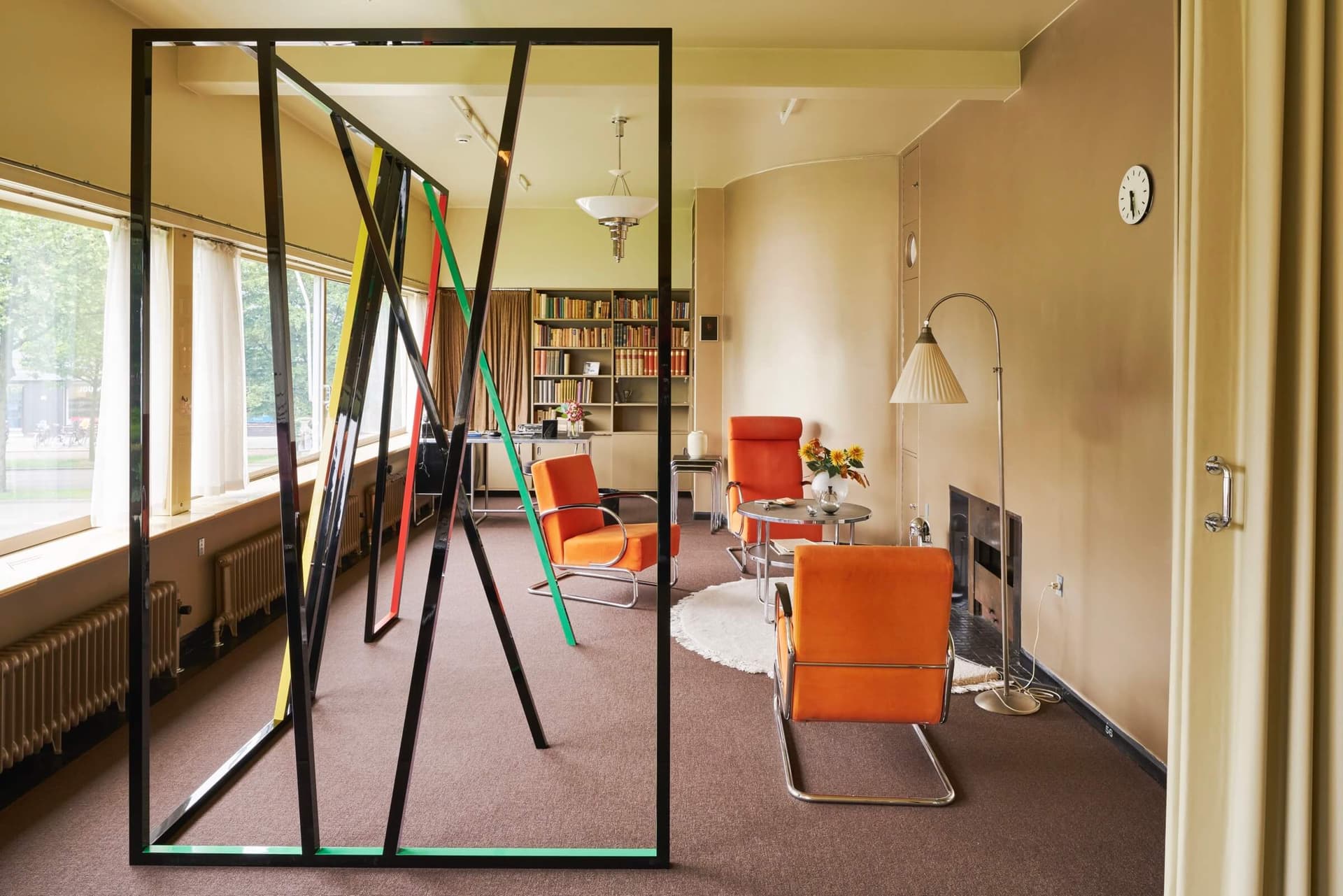 Intervention Eva Rothschild in Sonneveld House. Photo Johannes Schwartz