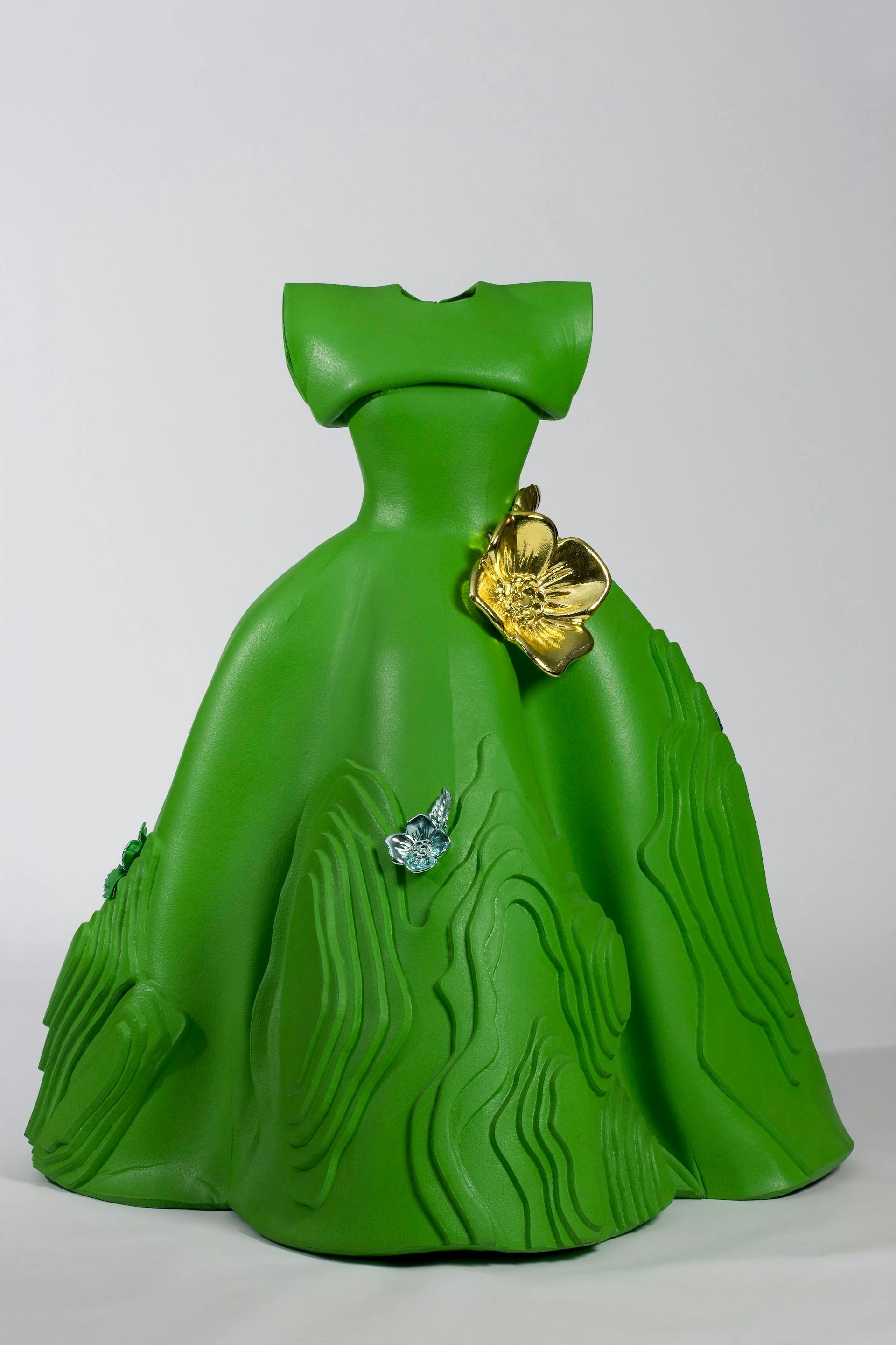 Marga Weimans, Green Landscape Dress (from the Wonderland Collection, spring/summer 2009), 2008, polyurethane, plastic. Groninger Museum, purchased with support of the Mondriaan Fund. Photo: Marten de Leeuw.   