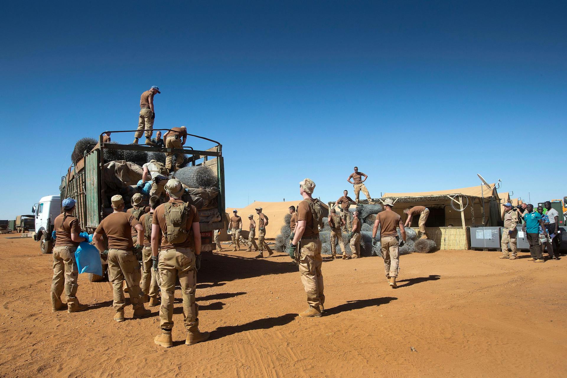 Inrichten van Kamp Castor, Gao, Mali. Foto Ministerie van Defensie 
