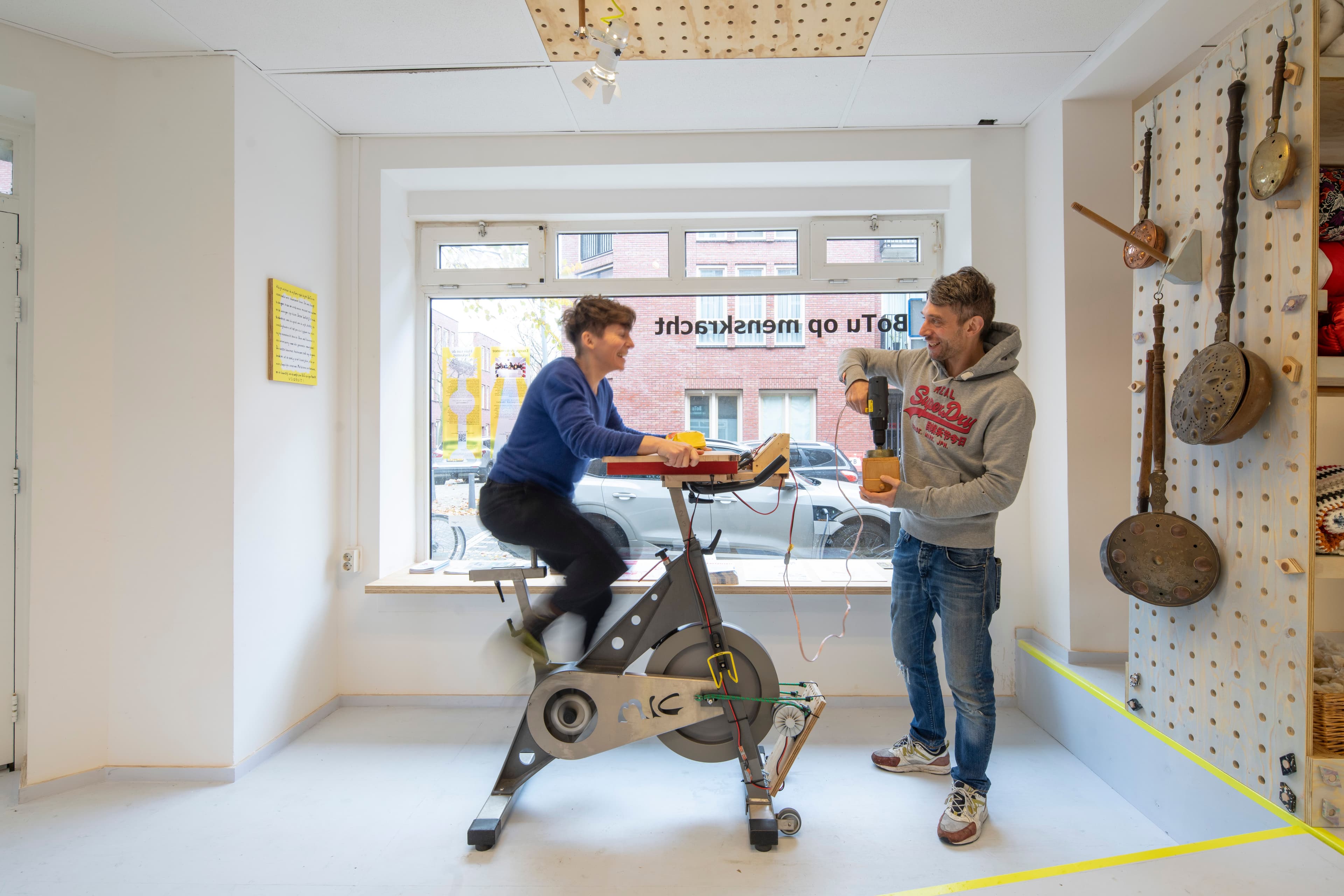 Studio C.A.R.E. testing a bike generator at Huis van de Toemomst. Photo: Frank Hanswijk