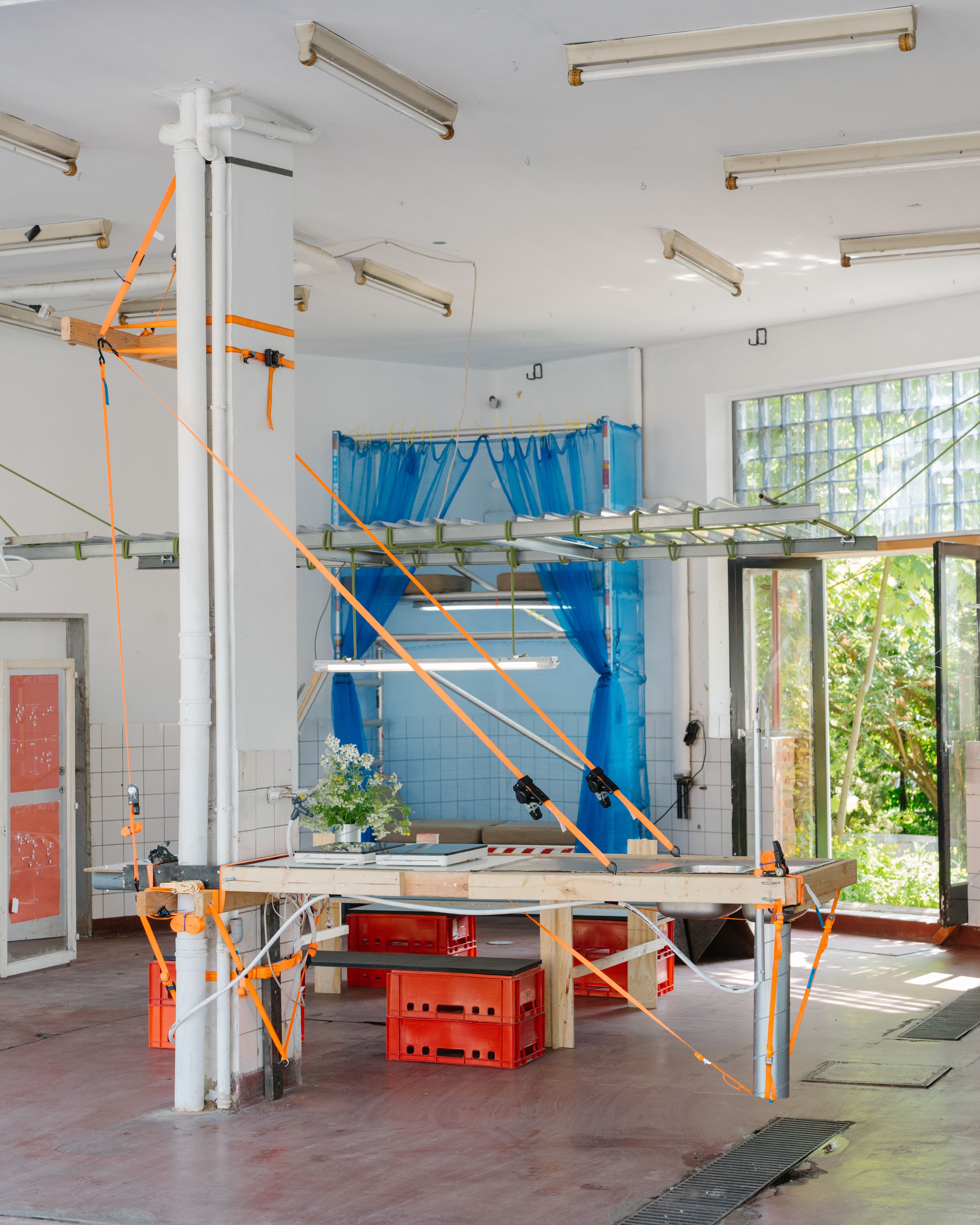 "What Waste!" tentoonstelling. Studio Method. Foto: Lars Duchateau.