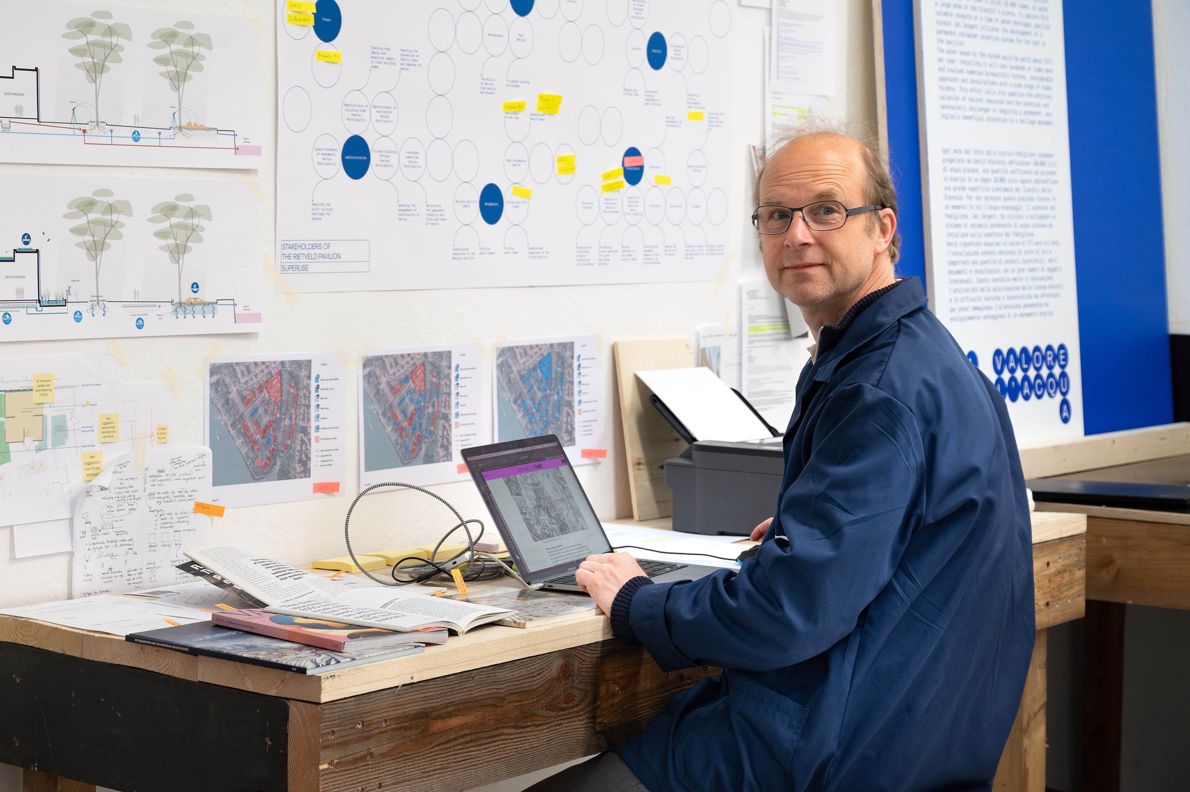 Jan Jongert at work in the Dutch Pavilion during this year's Biennale.