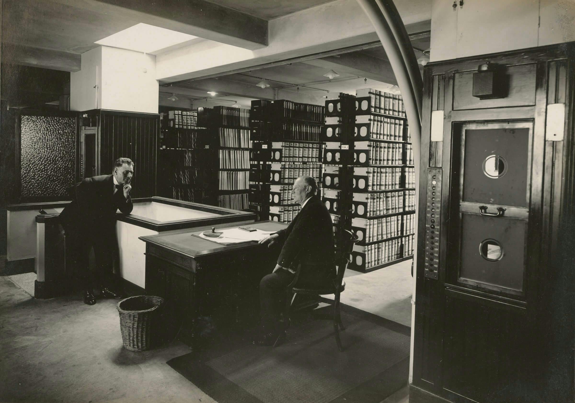 K.P.C de Bazel. Archive in the Nederlandse Handelmaatschappij office building, Amsterdam, 1920-1926. Collection Het Nieuwe Instituut, BAZE 1504