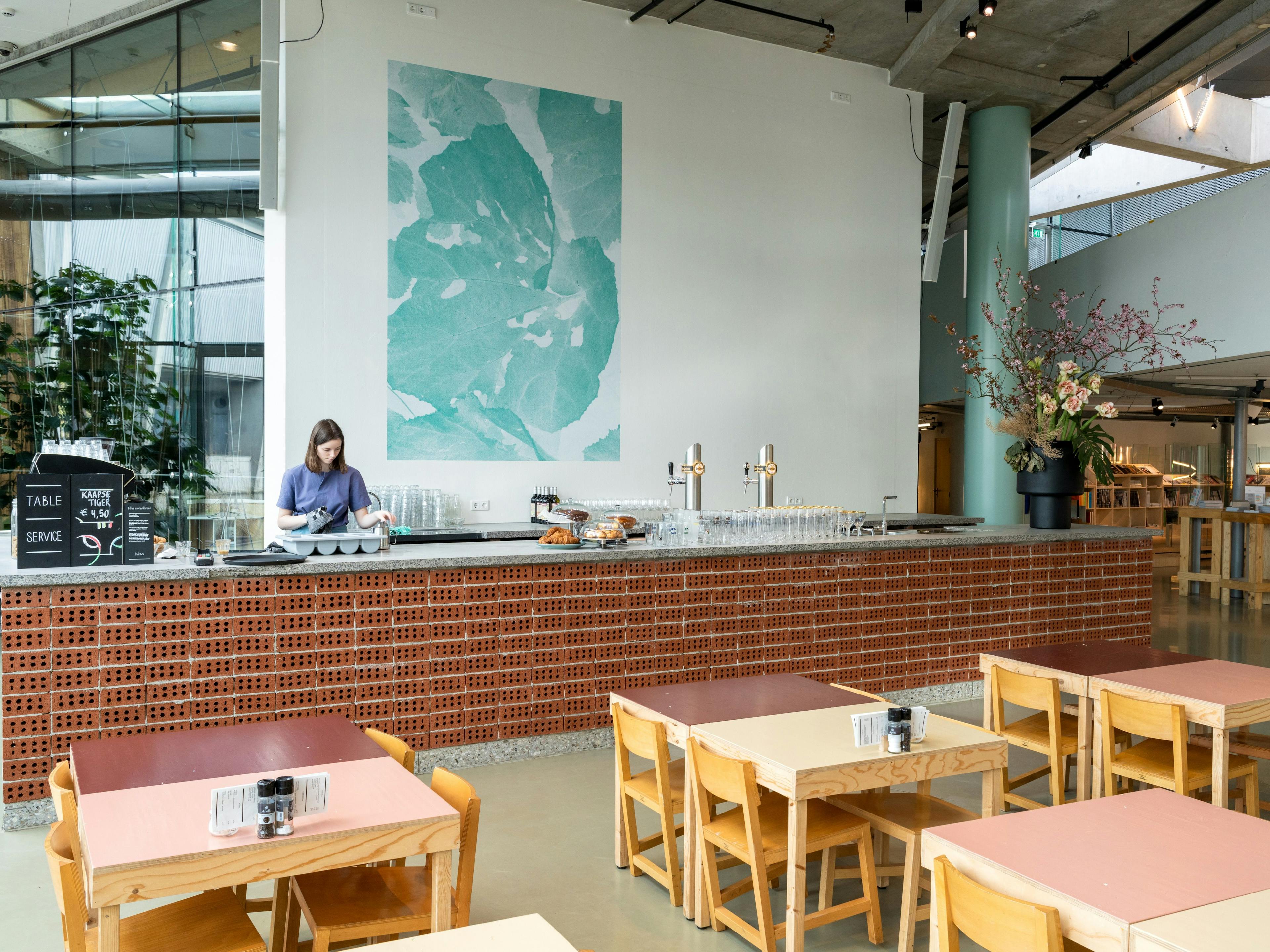 Nieuwe Café. Foto Johannes Schwartz 
