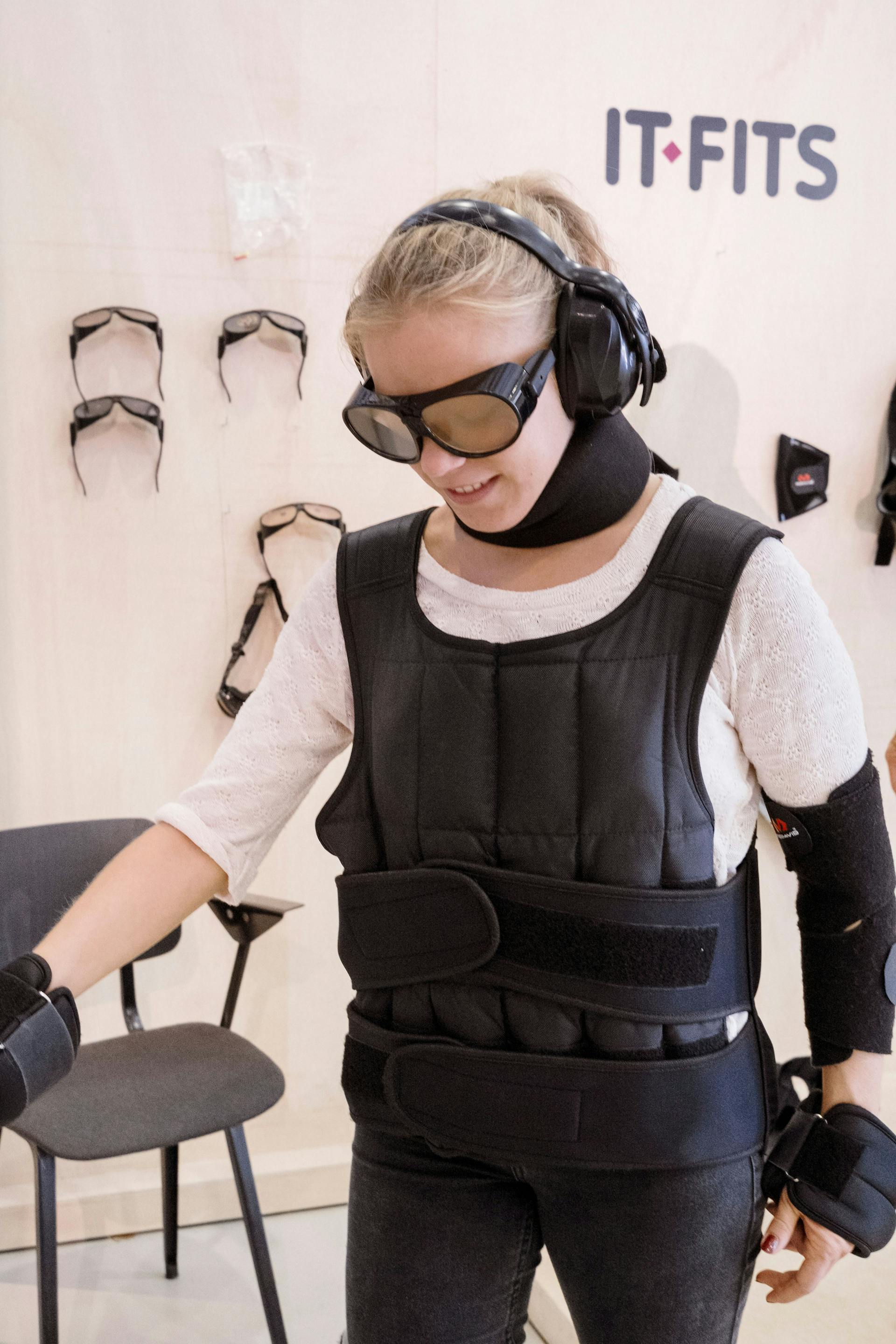Simulation Suit: Experience what it is like to age, photo Johannes Schwartz 