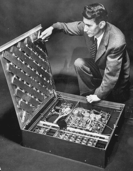 Claude Shannon's Maze Solving Mouse 