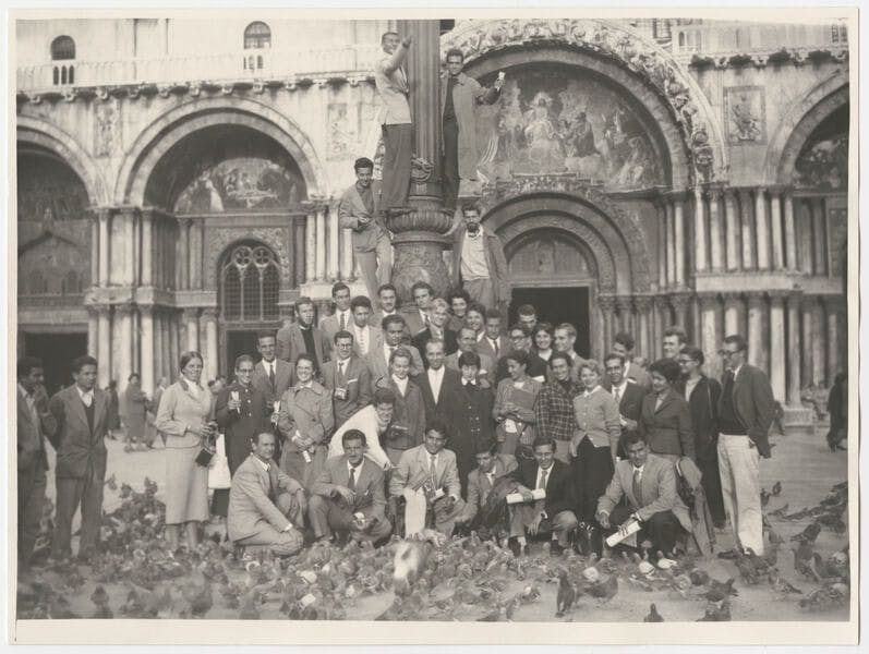 CIAM Summer School in Venice, 1956. Group photo of participants. Photo: Jaap Bakema. Collection Het Nieuwe Instituut, BAKE f21 