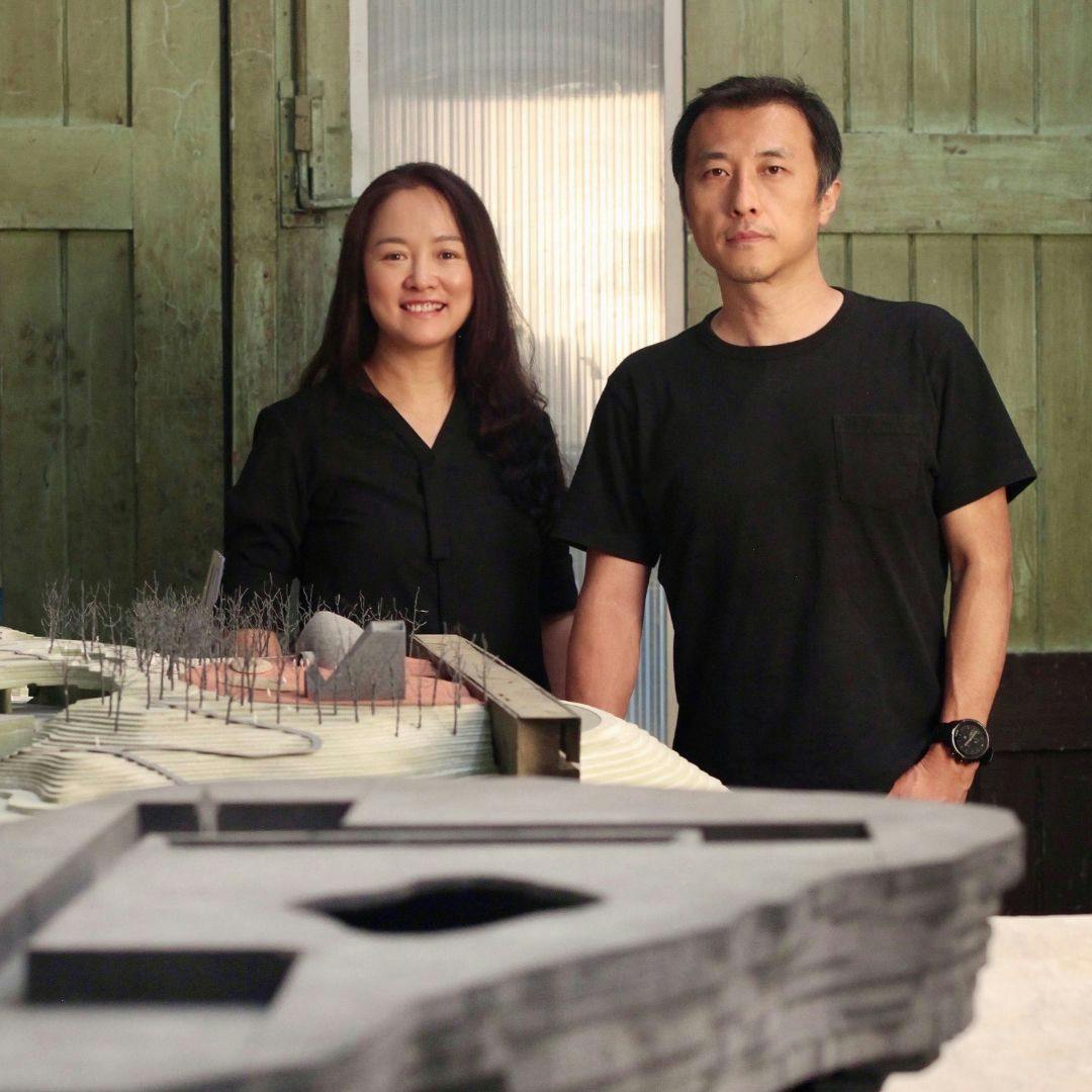  Li Hu (rechts) en Huang Wenjing (links). Beeld met dank aan OPEN Architecture 