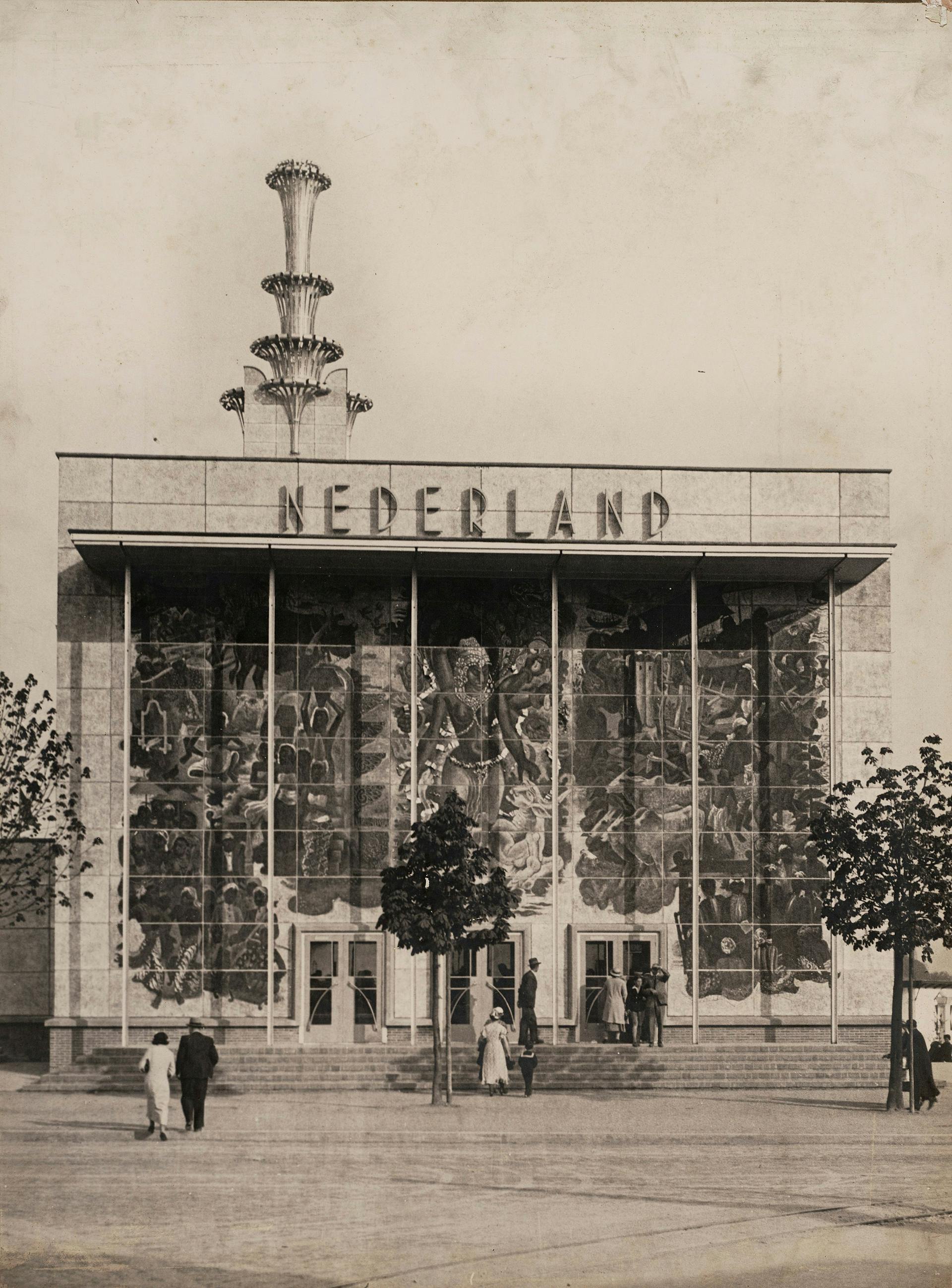  Nederlands paviljoen Wereldtentoonstelling Brussel, België, 1935. Architect: D. Roosenburg. Fotograaf onbekend. Collectie Het Nieuwe Instituut. 
