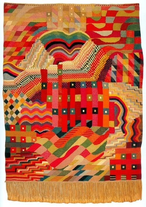 Gunta Stölzl, Slit Tapestry Red-Green, 1927–28. Source: Leire Orueta Gómez, via Wikimedia Commons